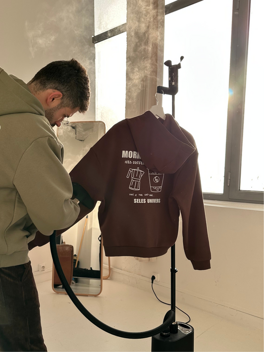 Sweat à capuche marron "Ice coffee"
