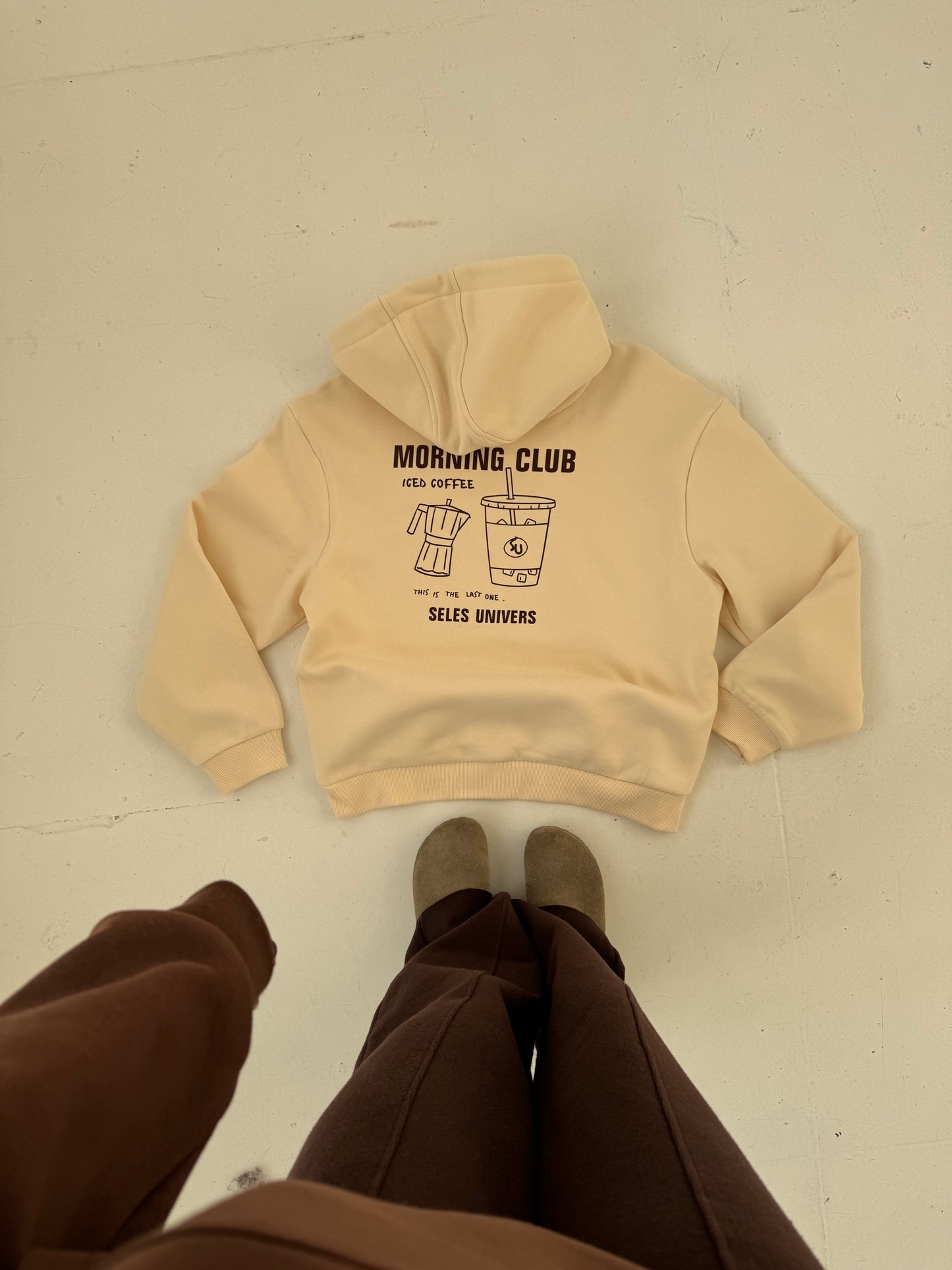 Sweat à capuche écru "Ice coffee"