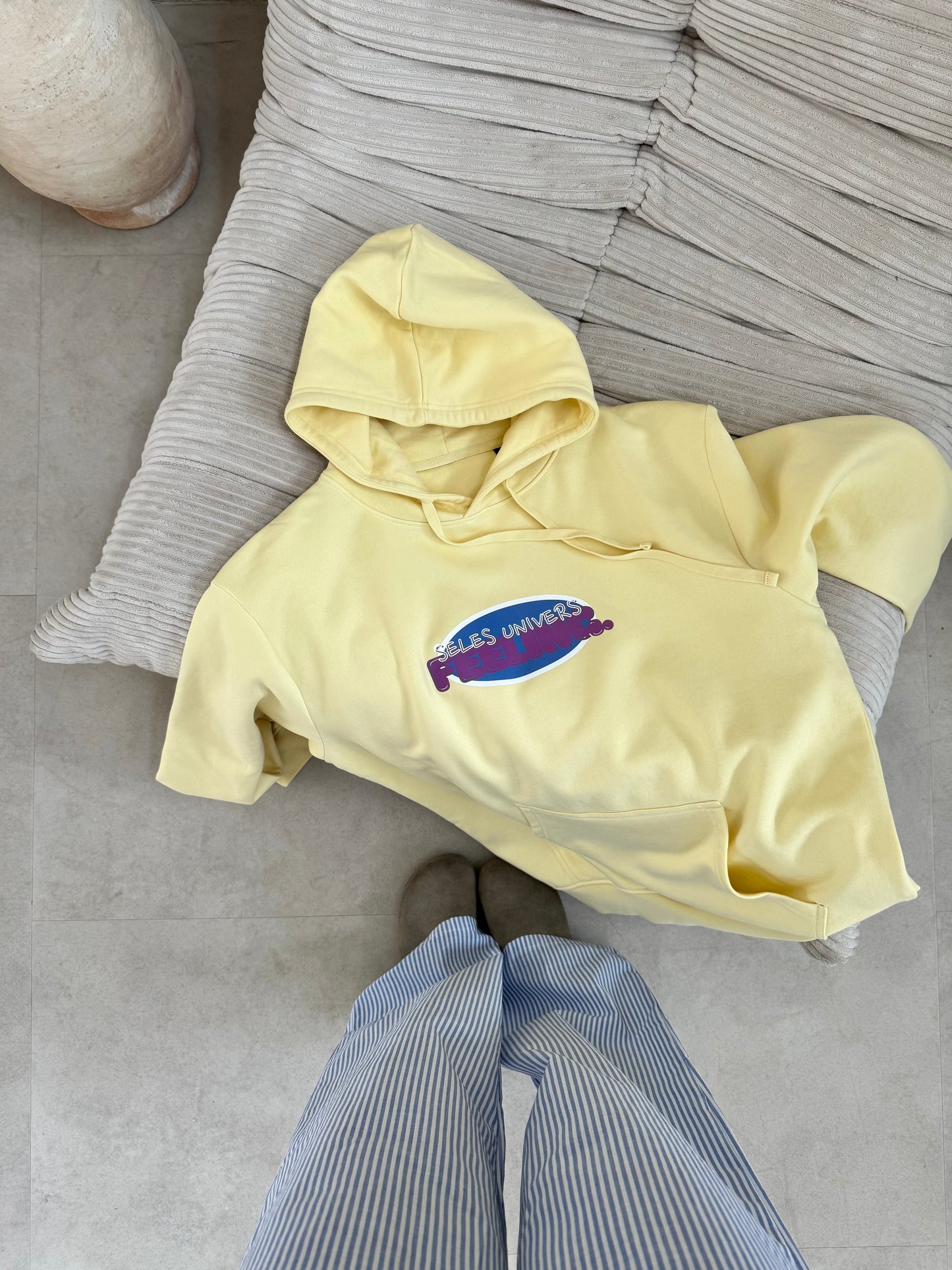 Sweat à capuche jaune "summer"