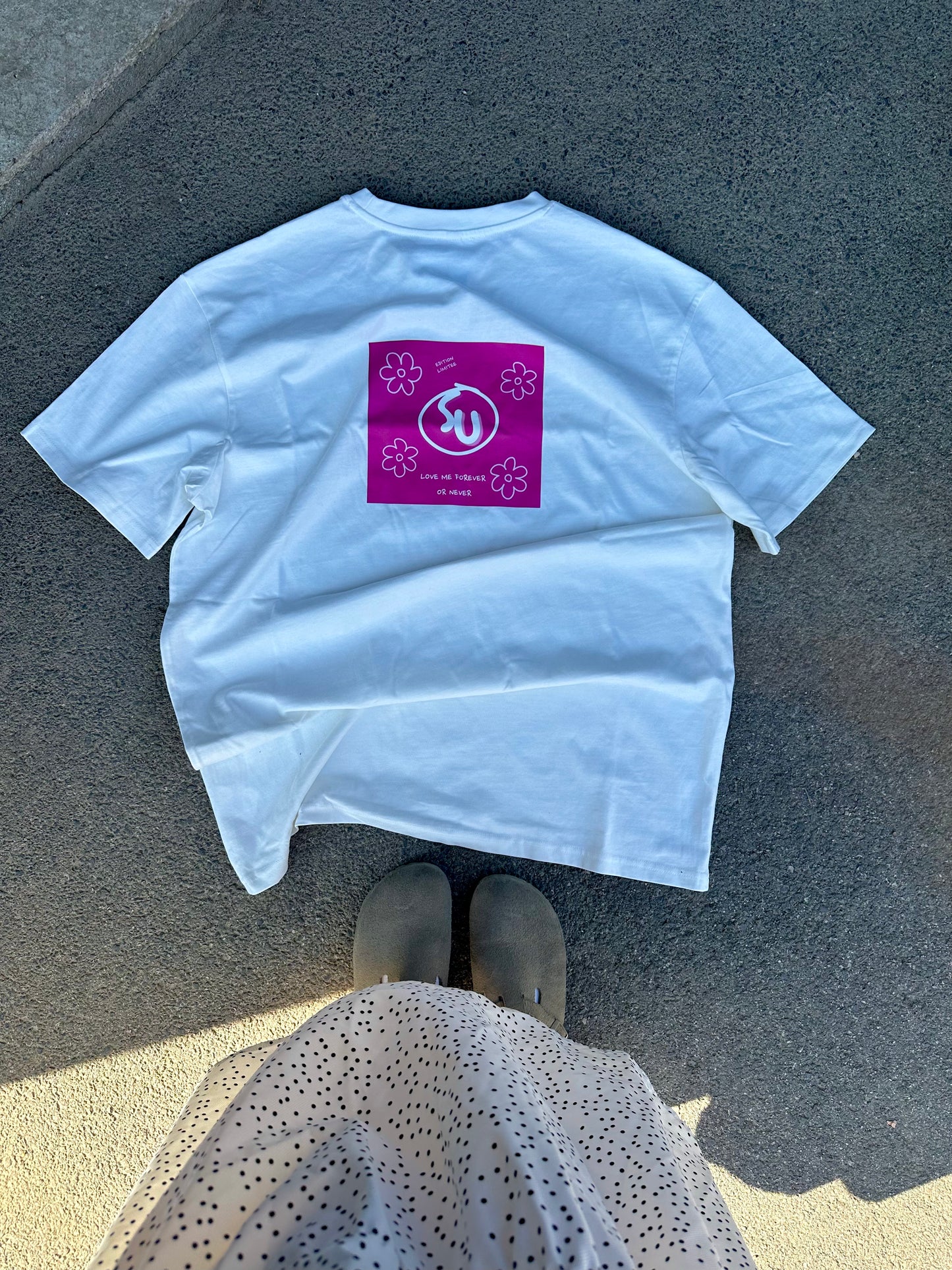 T-shirt-/ T-shirt-robe "flowers" blanc