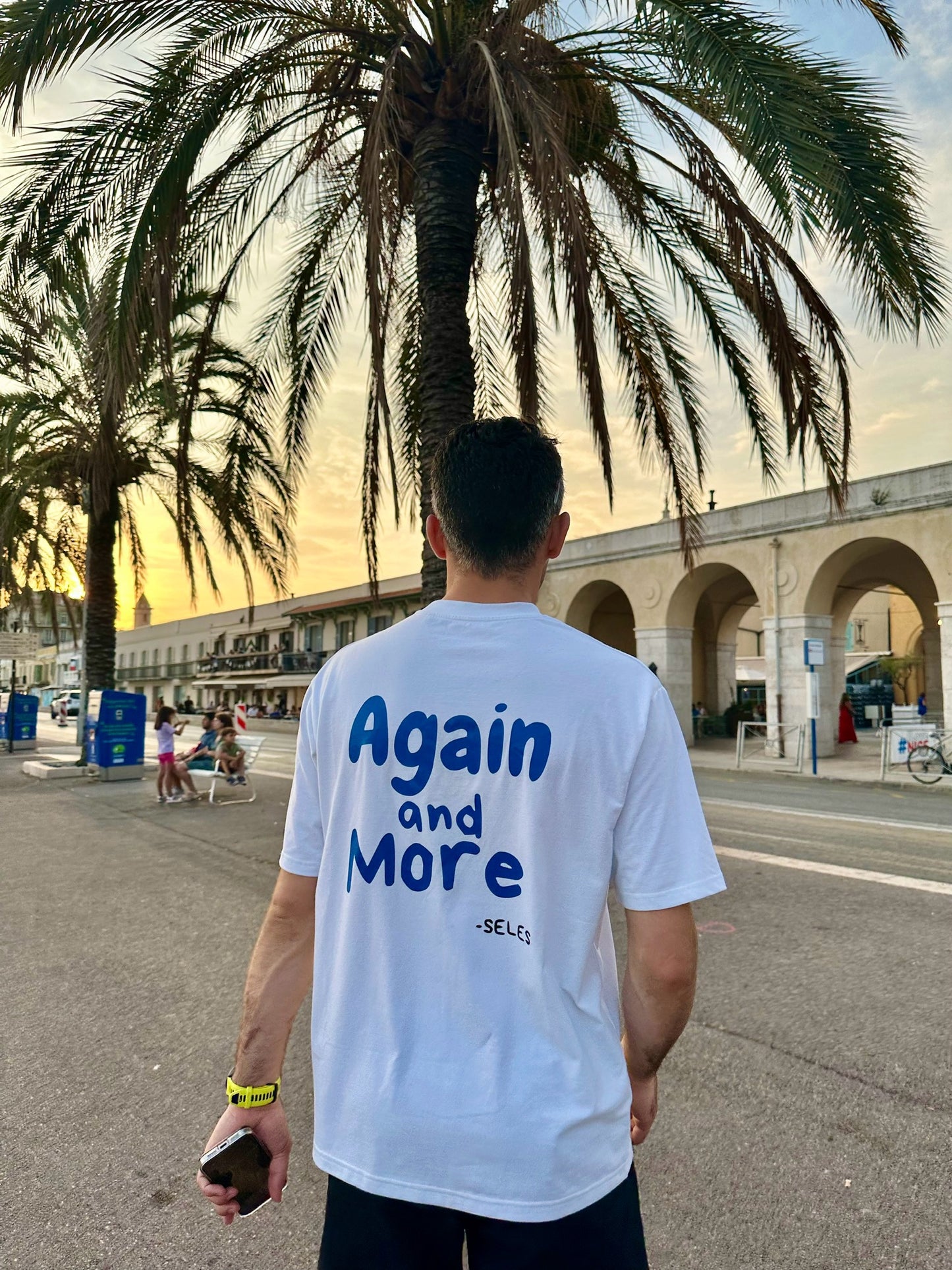 T-shirt "again and more" blanc