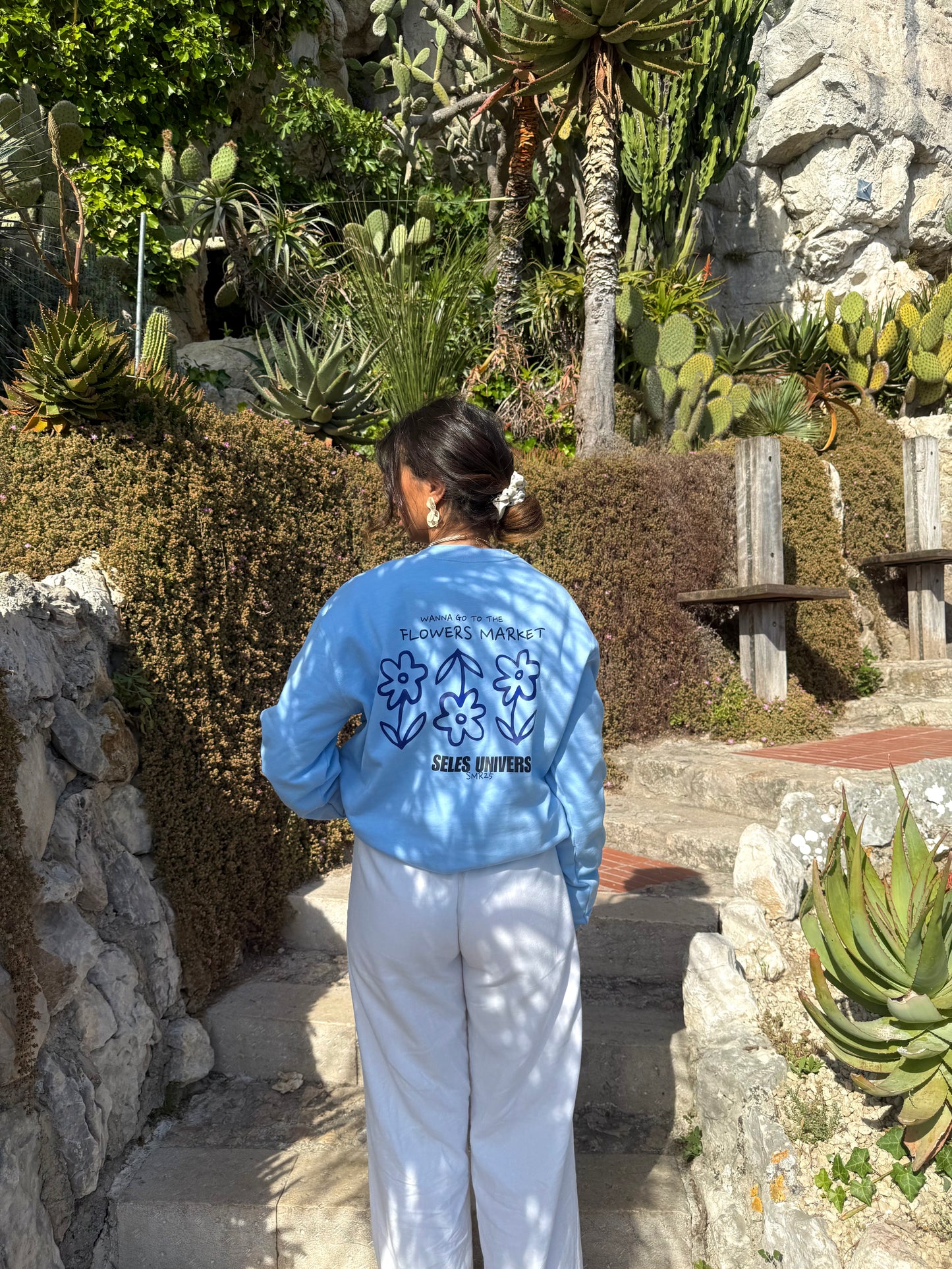 Sweat bleu "flowers"