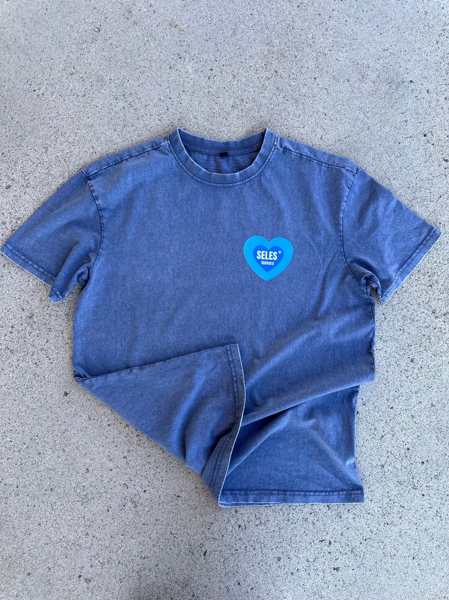 T-shirt "blue heart" bleu délavé