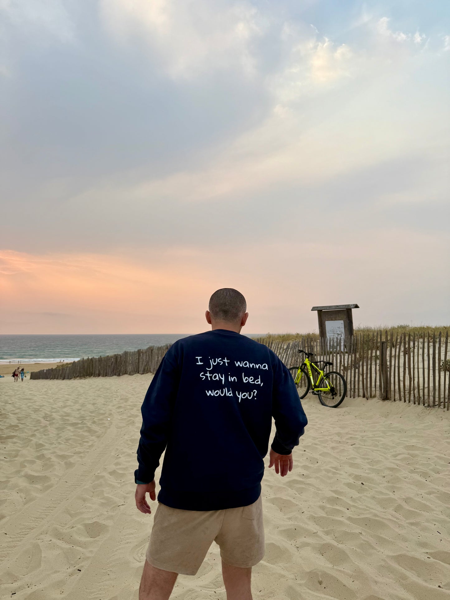 Sweat bleu marine "Stay in bed"