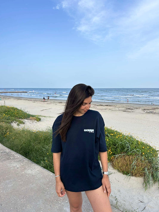 T-shirt bleu nuit oversize "ocean is calling"