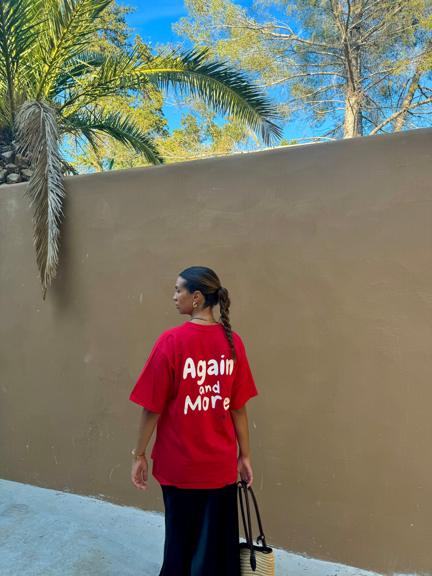 T-shirt "again and more" rouge