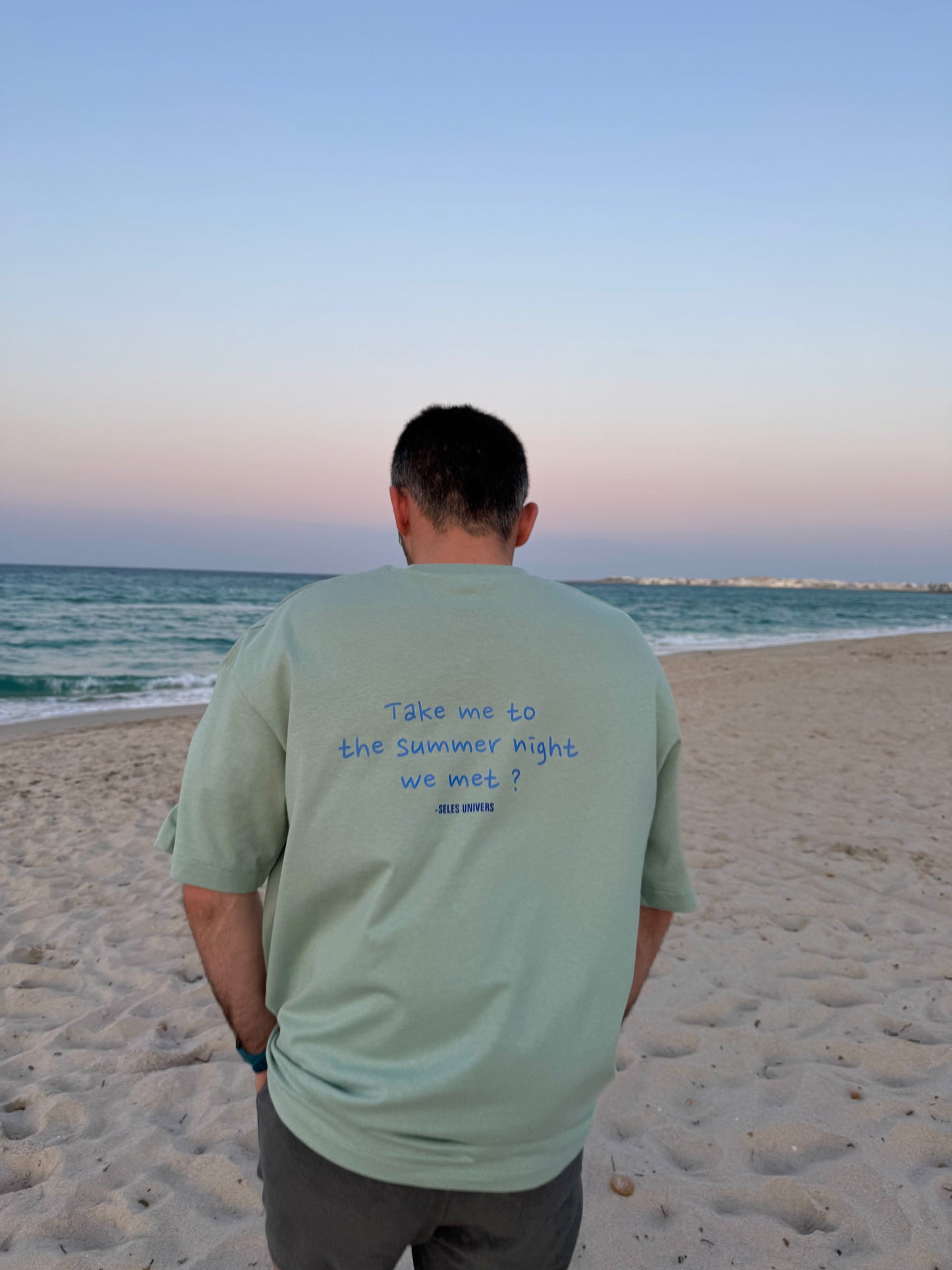 T-shirt vert sauge oversize "Summer night"
