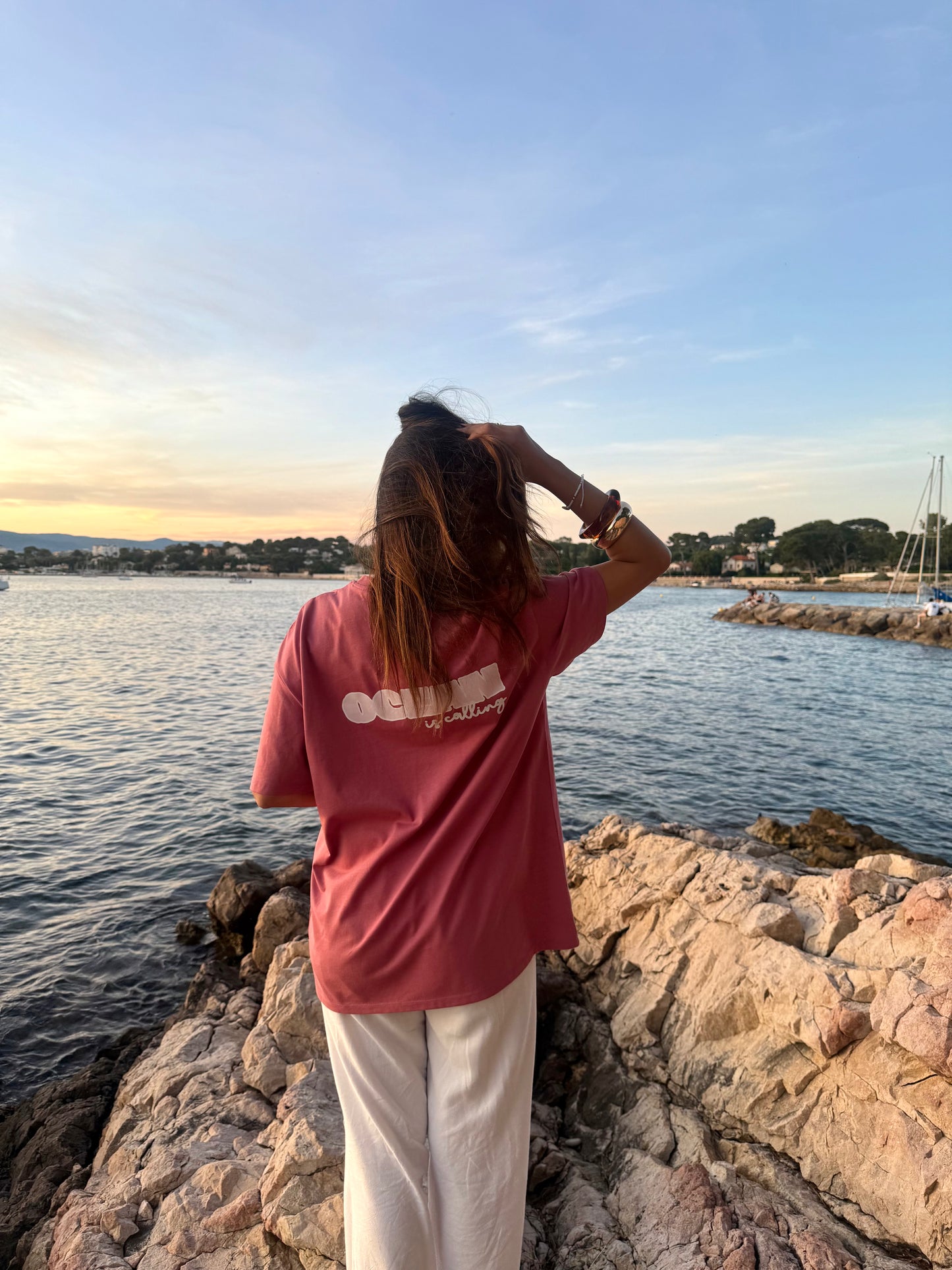 T-shirt vieux rose oversize "ocean is calling"
