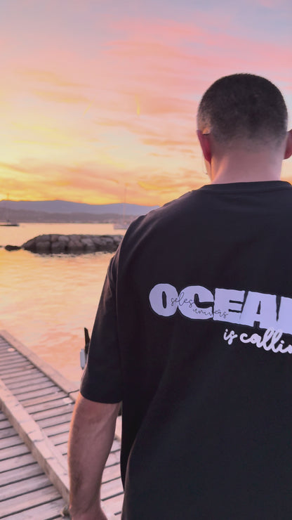 T-shirt bleu nuit oversize "ocean is calling"